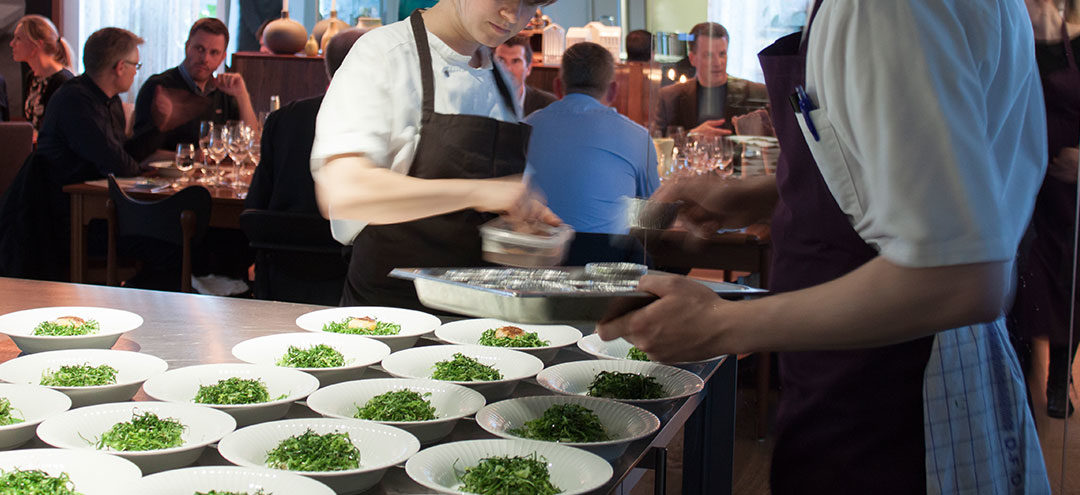 plating-up-at-a-restaurant