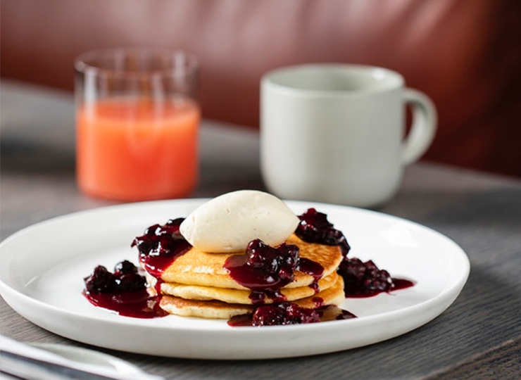 white-plate-cup-sue-pryke